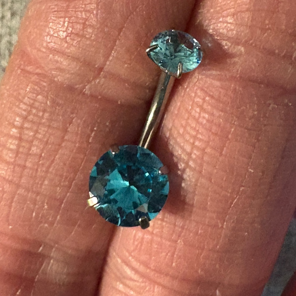 Belly Ring-Blue Cubic Zirconia Navel Piercing Belly Button Ring.Ocean blue stone